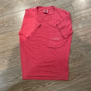 Reddish pink rosemary beach t shirt size small